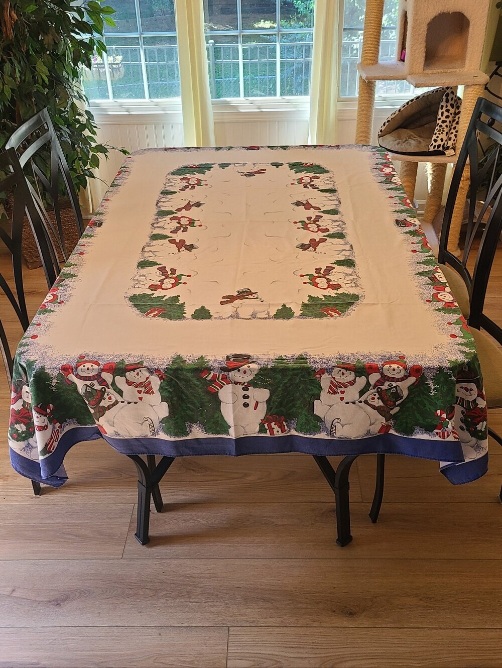 Vintage Festive Christmas Snowman Holiday Border Tablecloth